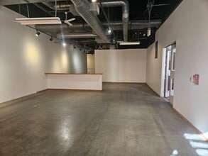 26450 McBean Pky, Valencia, CA for lease Building Photo- Image 1 of 1