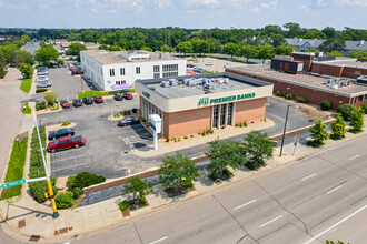 500 W 98th St, Bloomington, MN for lease Building Photo- Image 2 of 27