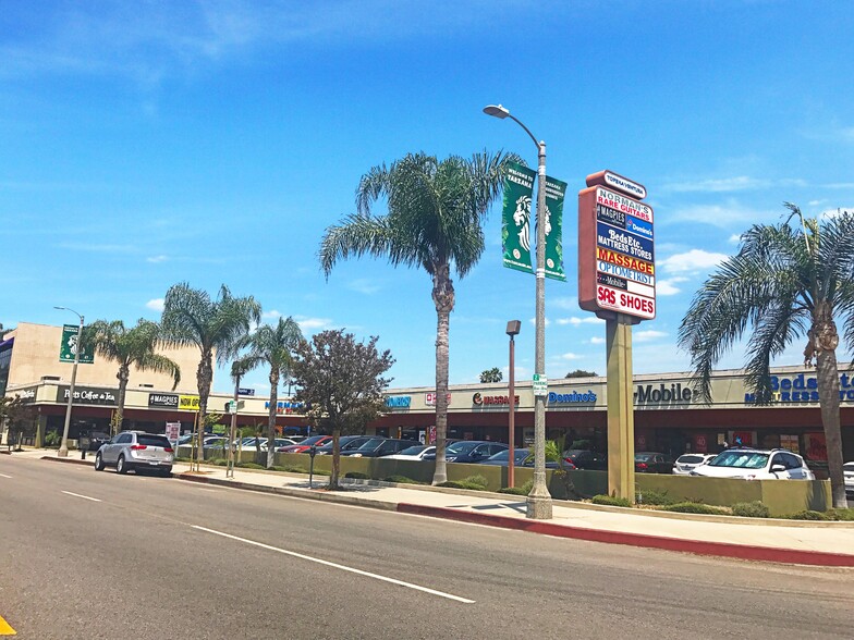 18955-18971 Ventura Blvd, Tarzana, CA for lease - Primary Photo - Image 1 of 16