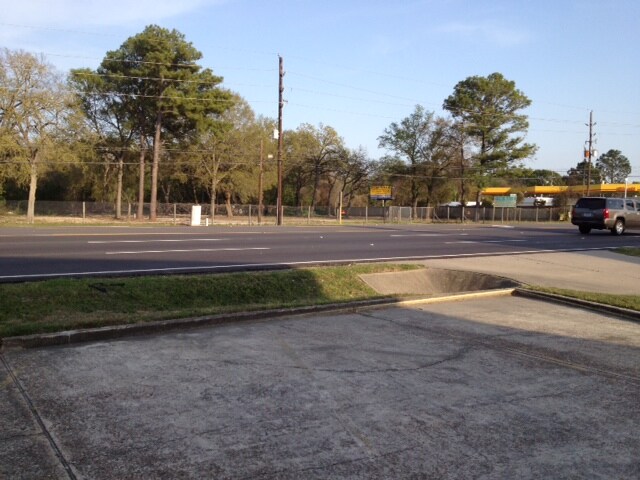 11718 Jones Rd, Houston, TX for sale - Building Photo - Image 1 of 1