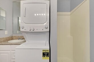 900-906 2nd St, Sacramento, CA for lease Interior Photo- Image 2 of 12