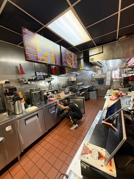 1096 Elmwood Ave, Buffalo, NY for sale - Building Photo - Image 3 of 15