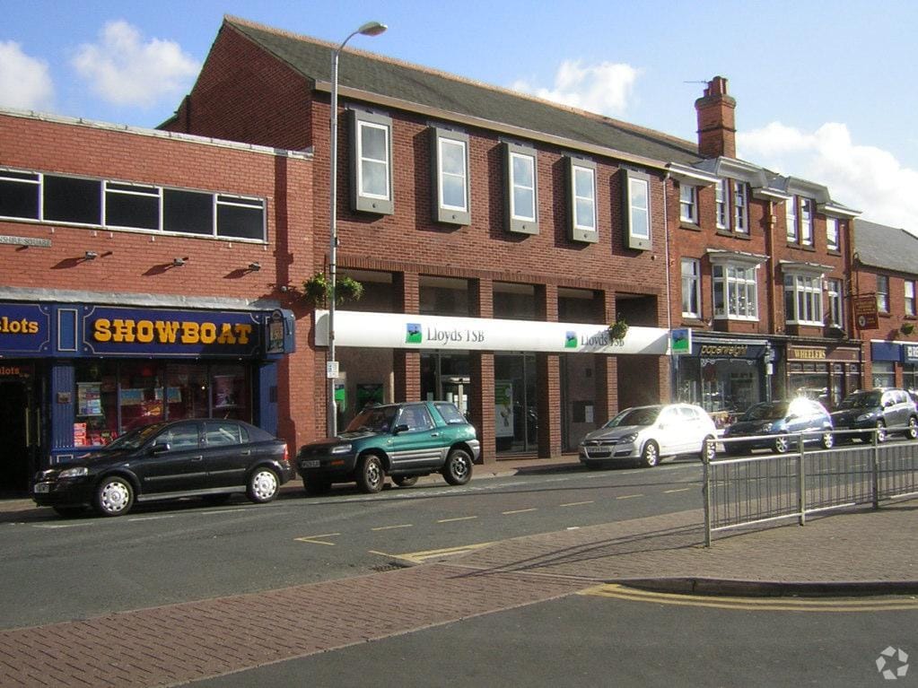 13 Devonshire Sq, Loughborough for sale Primary Photo- Image 1 of 1