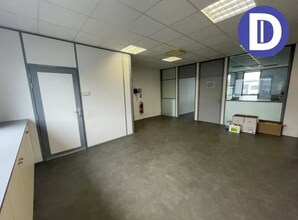 Office in Metz for lease Interior Photo- Image 2 of 4