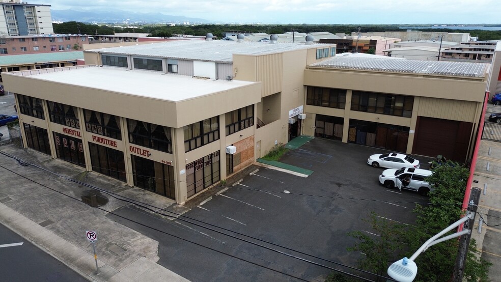 94-303 Farrington Hwy, Waipahu, HI for sale - Building Photo - Image 1 of 6