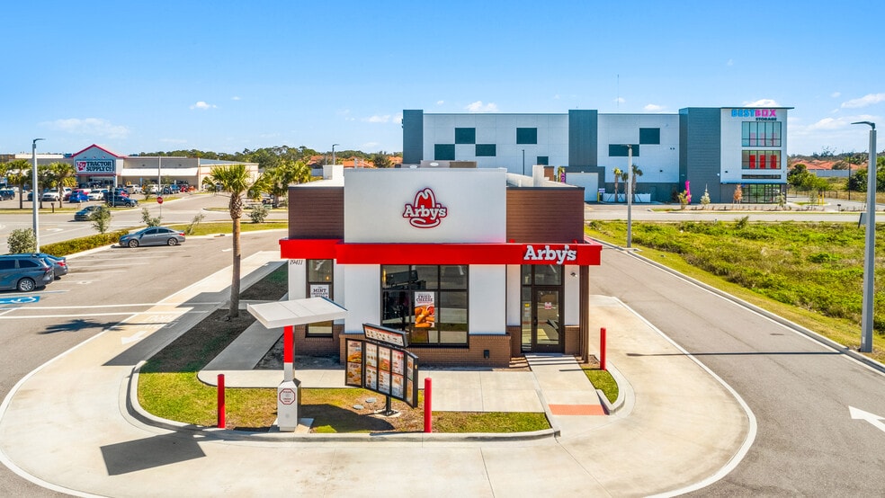 19411 Times Cir, Venice, FL for sale - Building Photo - Image 2 of 11