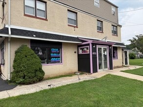 2259 Hamilton Ave, Willow Grove, PA for lease Interior Photo- Image 1 of 3