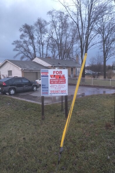 1528 Highbury Ave, London, ON for sale - Primary Photo - Image 1 of 1