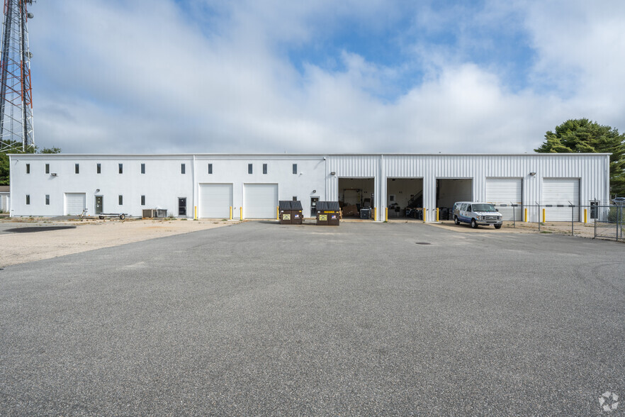 19 Commerce Park Rd, Pocasset, MA for lease - Building Photo - Image 1 of 24