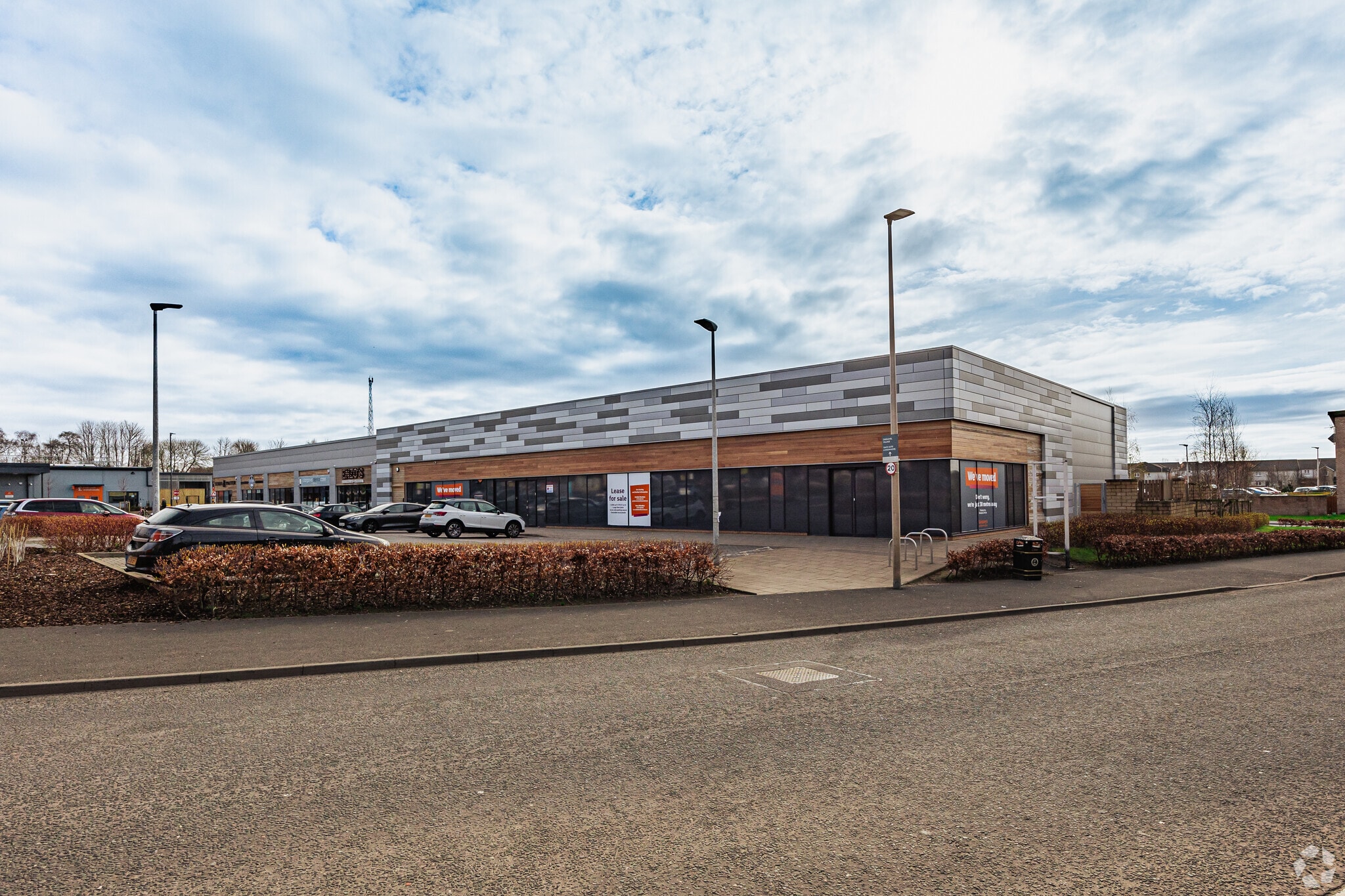 Station Rd, Bishopton for lease Primary Photo- Image 1 of 4