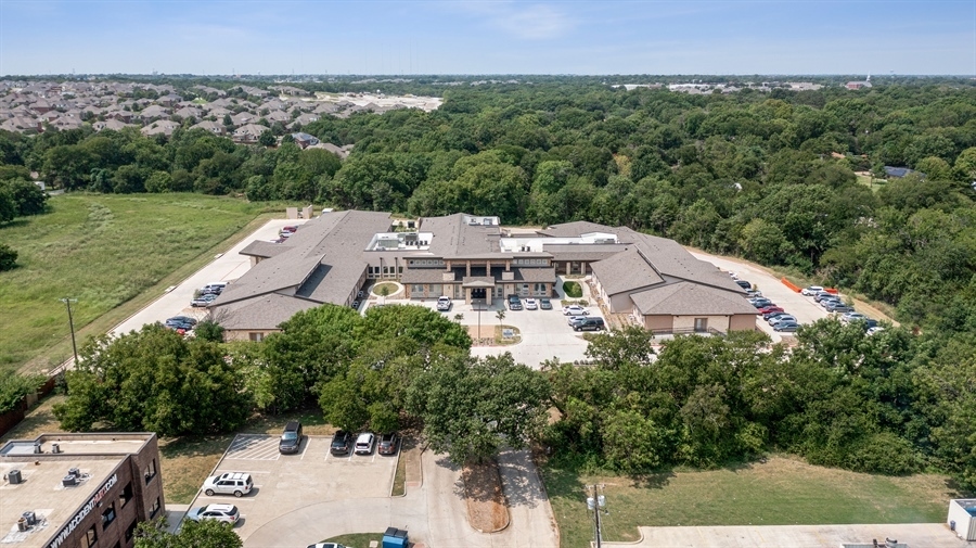 109 Methodist Way, DeSoto, TX for sale Primary Photo- Image 1 of 1