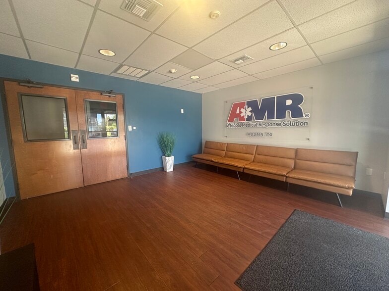 4300 S Congress Ave, Austin, TX for lease - Interior Photo - Image 3 of 6