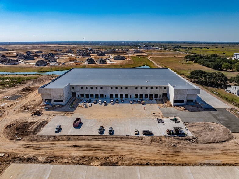 00 Woods Rd, Brookshire, TX for lease - Building Photo - Image 3 of 8
