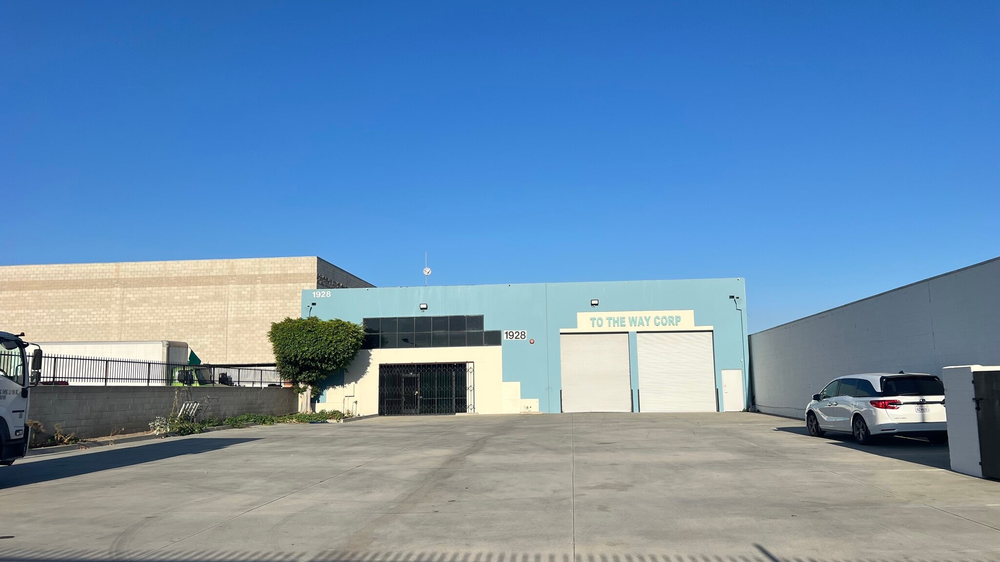 1928 Central Ave, South El Monte, CA for lease Interior Photo- Image 1 of 13