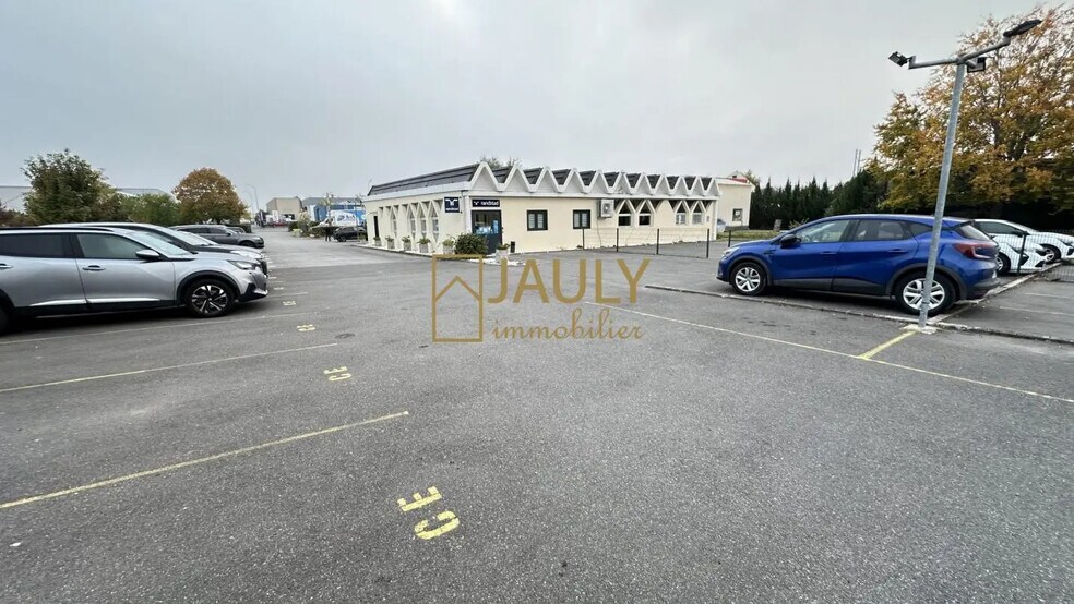 Office in Mareuil-lès-Meaux for lease - Building Photo - Image 3 of 25