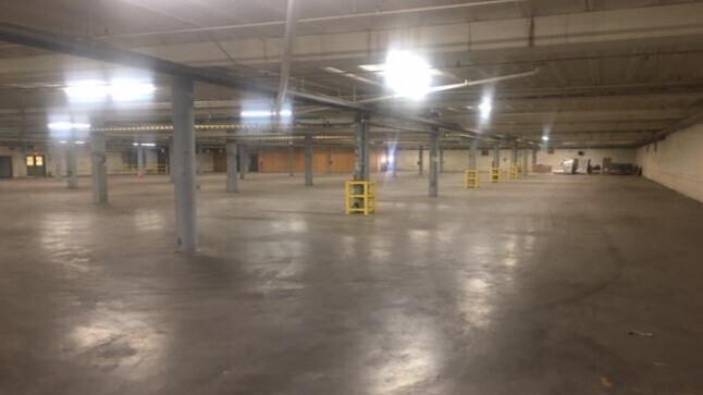 601 13th St, Monett, MO for sale Interior Photo- Image 1 of 1