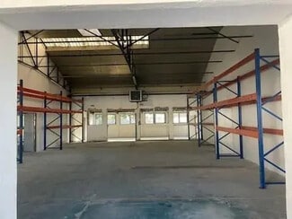 More details for 6 Route De Lévis-Saint-Nom, Le Mesnil-Saint-Denis - Industrial for Lease