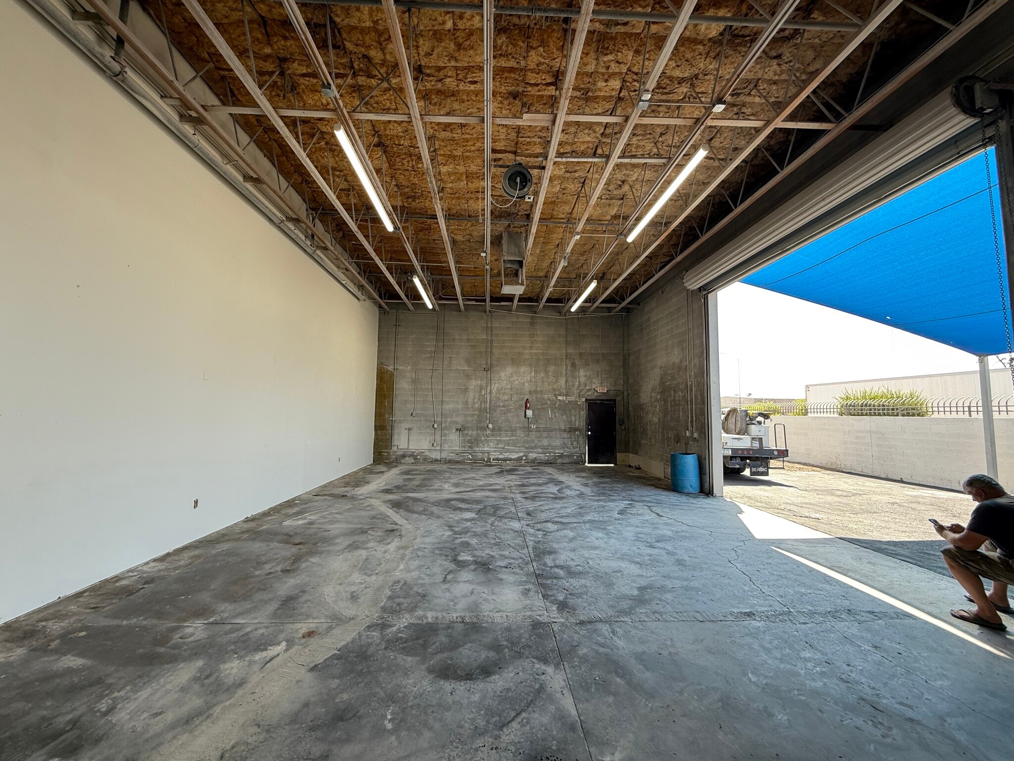 512 W 2nd Ave, Mesa, AZ for lease Interior Photo- Image 1 of 11