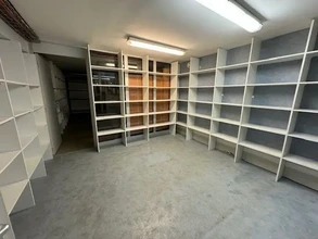 Office in Paris for lease Interior Photo- Image 2 of 4