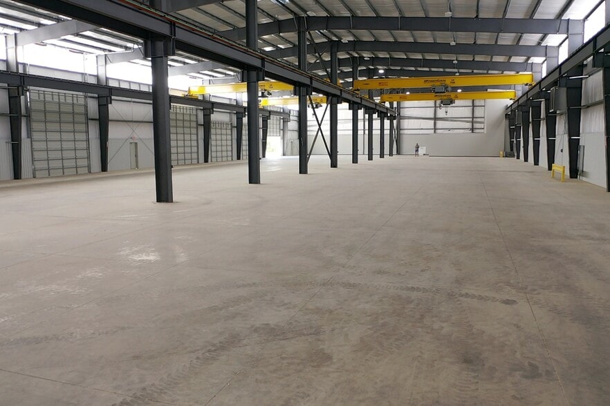 41291 Park 290 Dr, Waller, TX for lease - Interior Photo - Image 1 of 3