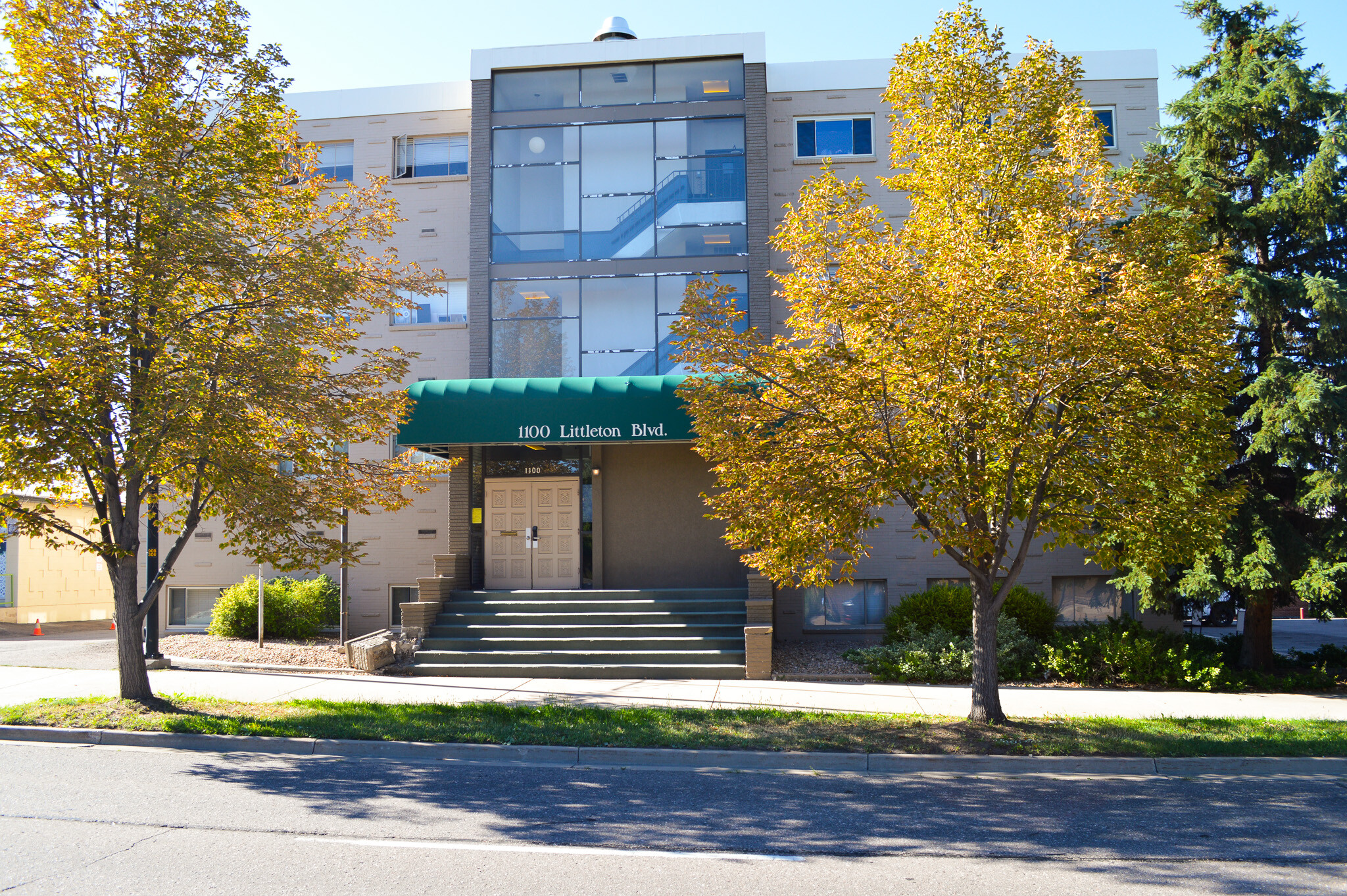 1100 W Littleton Blvd, Littleton, CO for lease Building Photo- Image 1 of 59