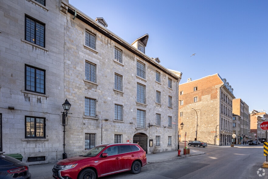 222 Blvd St Laurent, Montréal, QC for sale - Building Photo - Image 1 of 1