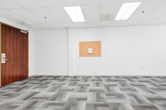 7830 W Grand Pky S, Richmond, TX for lease Interior Photo- Image 2 of 13
