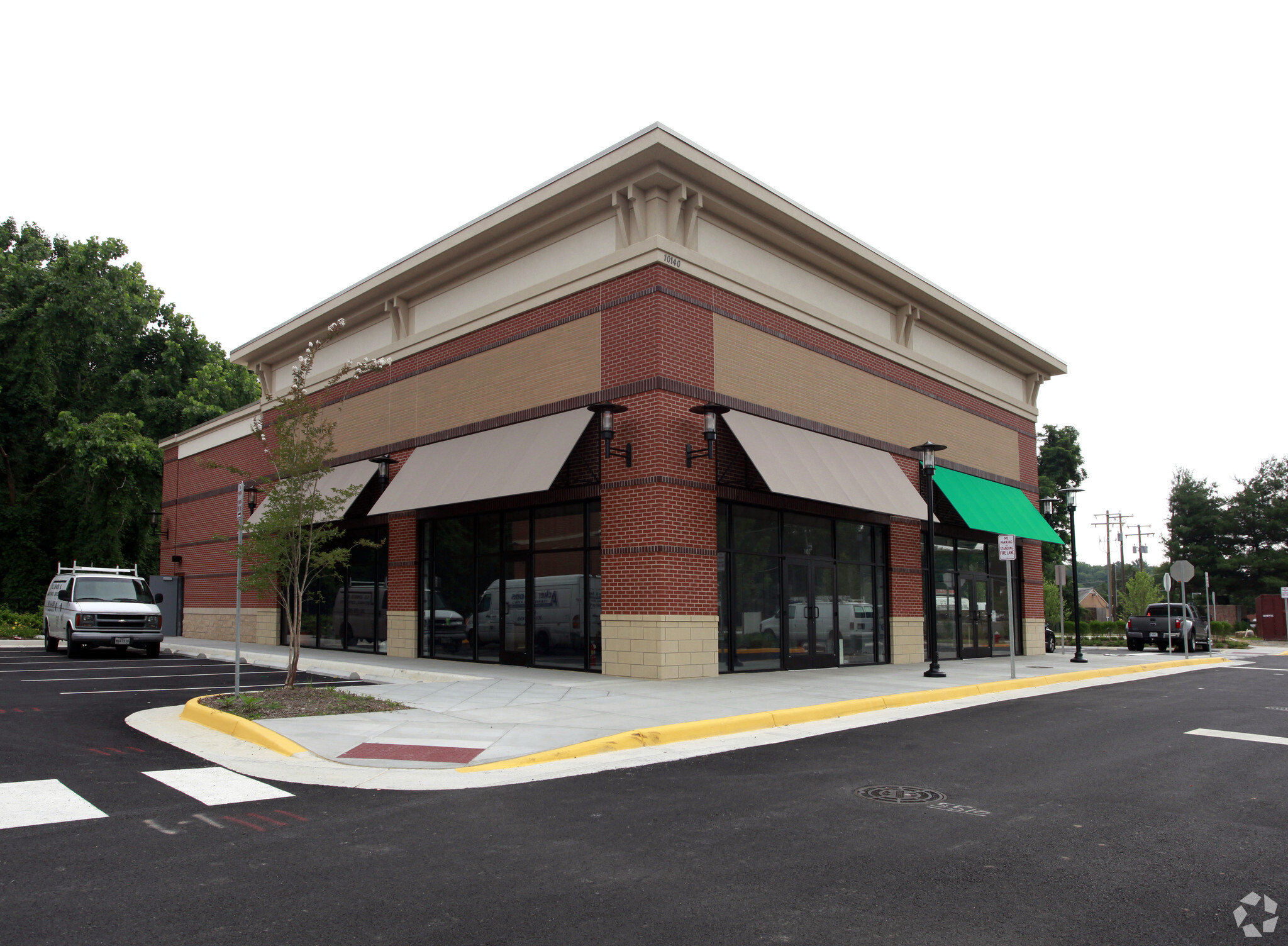 10140 Fairfax Blvd, Fairfax, VA for lease Building Photo- Image 1 of 3