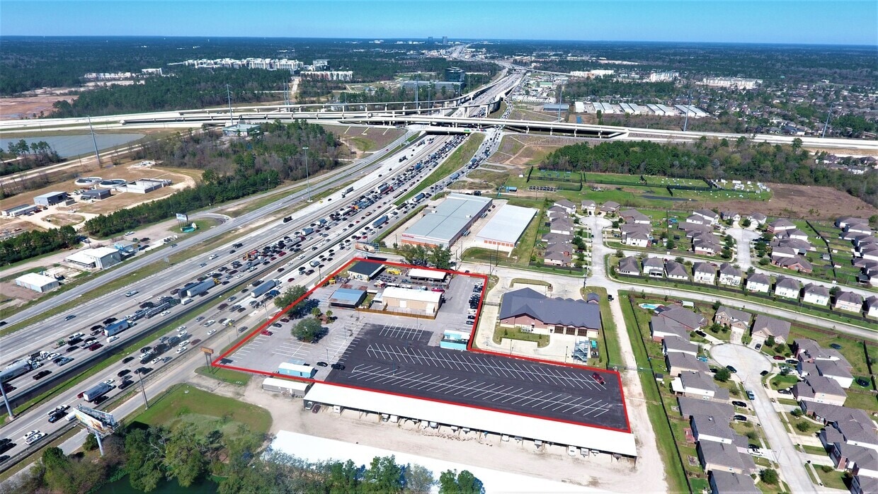 22318 N I-45, Spring, TX for lease Primary Photo- Image 1 of 2
