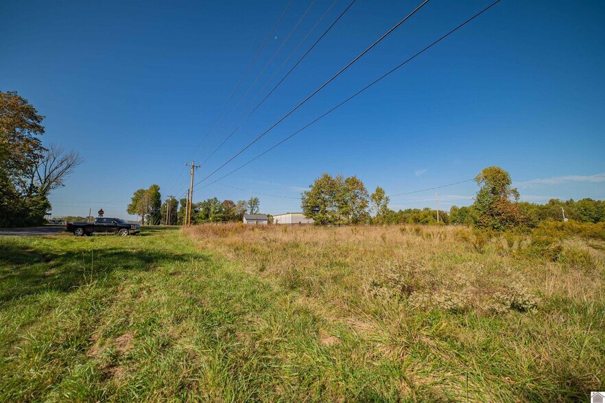 8635 Cairo Rd, West Paducah, KY for sale - Building Photo - Image 3 of 5