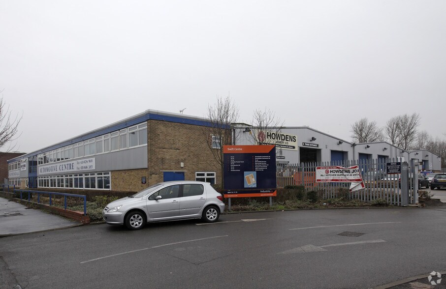 41 Imperial Way, Croydon for lease - Primary Photo - Image 1 of 8