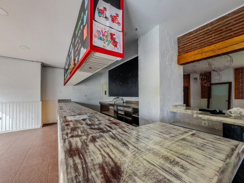 Retail in Camargo, Cantabria for sale - Interior Photo - Image 3 of 33