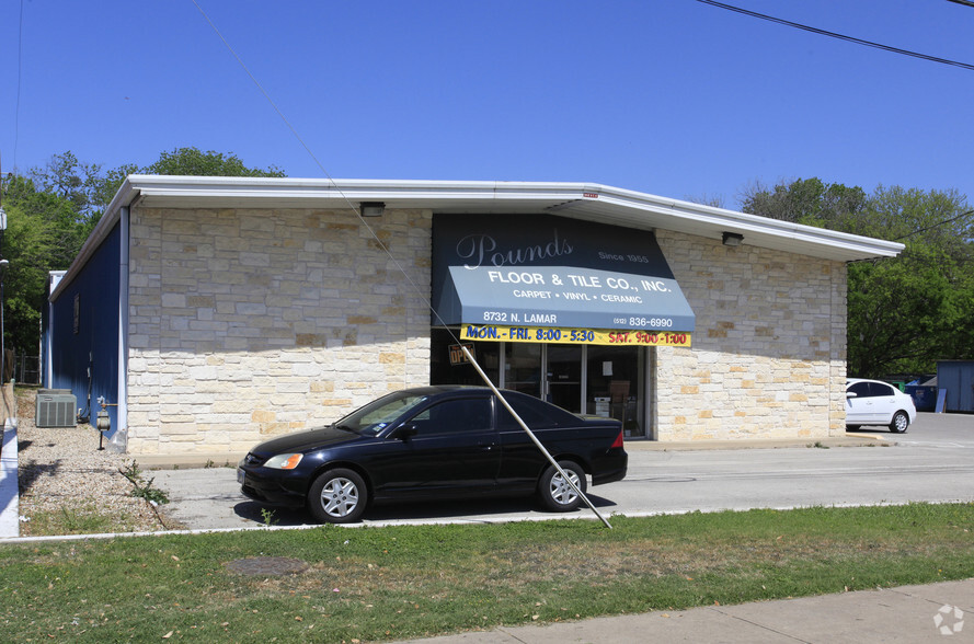 8732 N Lamar Blvd, Austin, TX for lease - Building Photo - Image 2 of 4