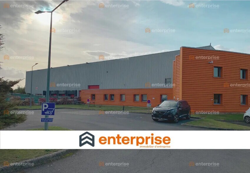 Flex in Sars-et-Rosières for lease - Building Photo - Image 1 of 8