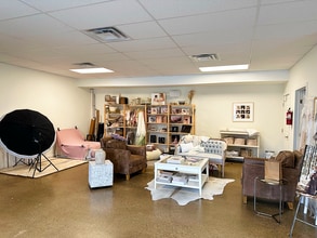 900 S High St, Columbus, OH for lease Building Photo- Image 1 of 3