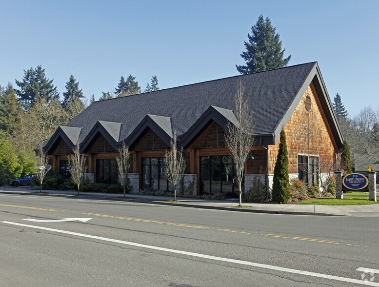 17620 SW Pilkington Rd, Lake Oswego, OR for sale - Building Photo - Image 1 of 1