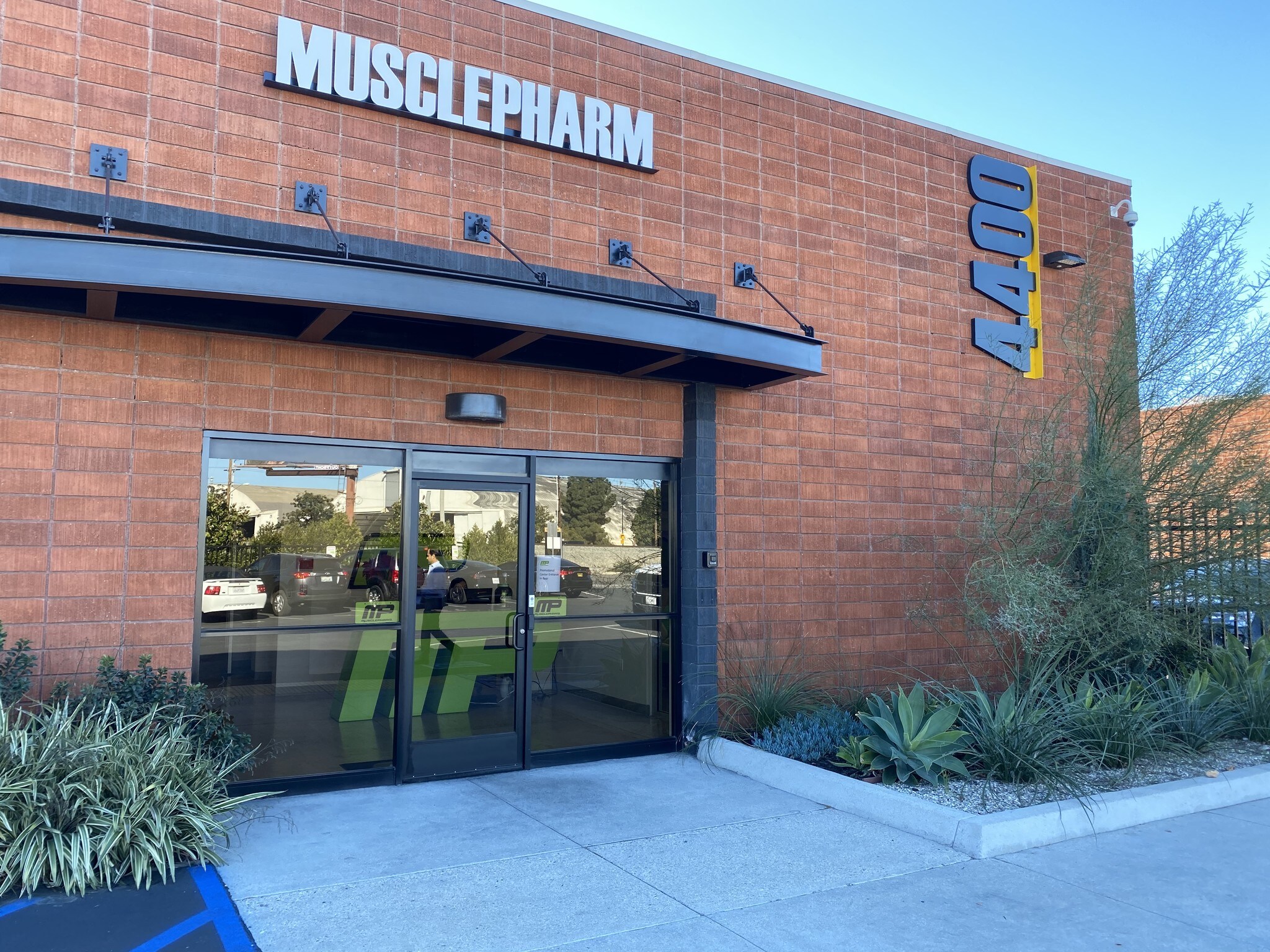 4400-4404 W Vanowen St, Burbank, CA for sale Building Photo- Image 1 of 1