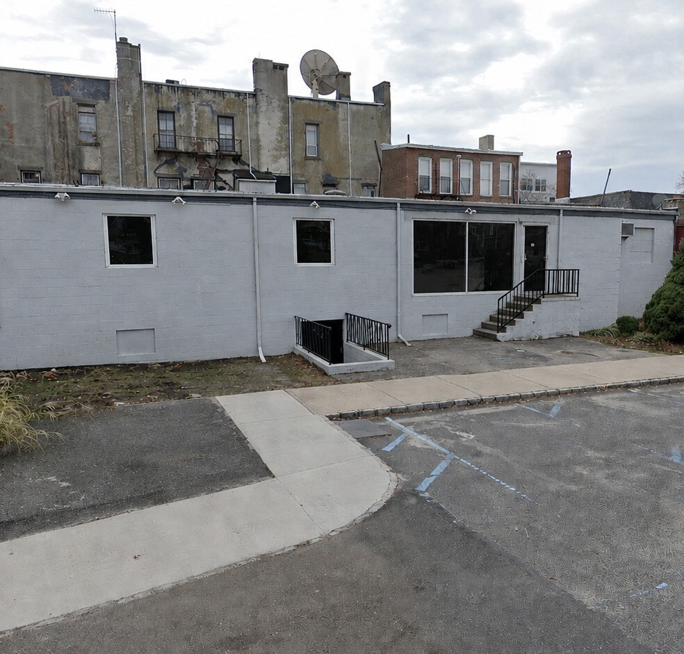 46-48 W Main St, Riverhead, NY for sale Building Photo- Image 1 of 1