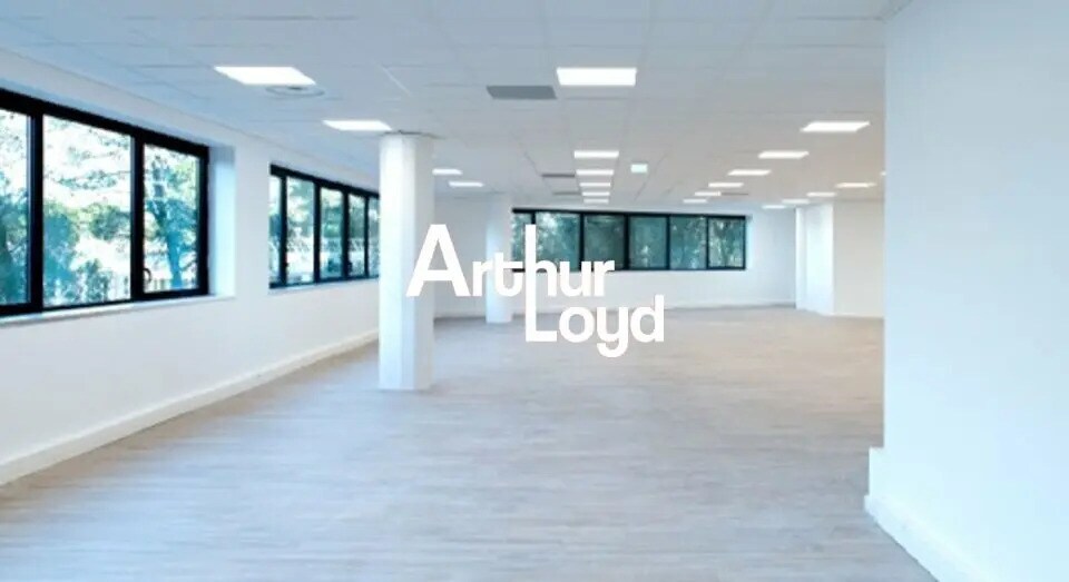 Office in Valbonne for sale - Interior Photo - Image 2 of 5