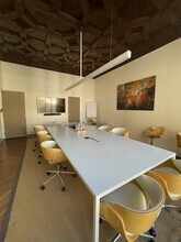 4 Avenue Hoche, Paris for lease Interior Photo- Image 2 of 5