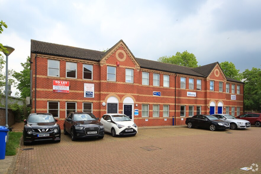 1 Brighton Rd, Crawley for sale - Primary Photo - Image 1 of 1