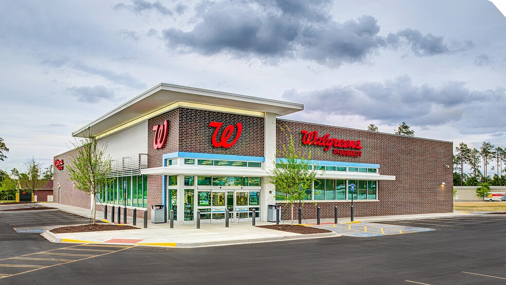 7403 Aloma Ave, Winter Park, FL for sale - Building Photo - Image 1 of 3