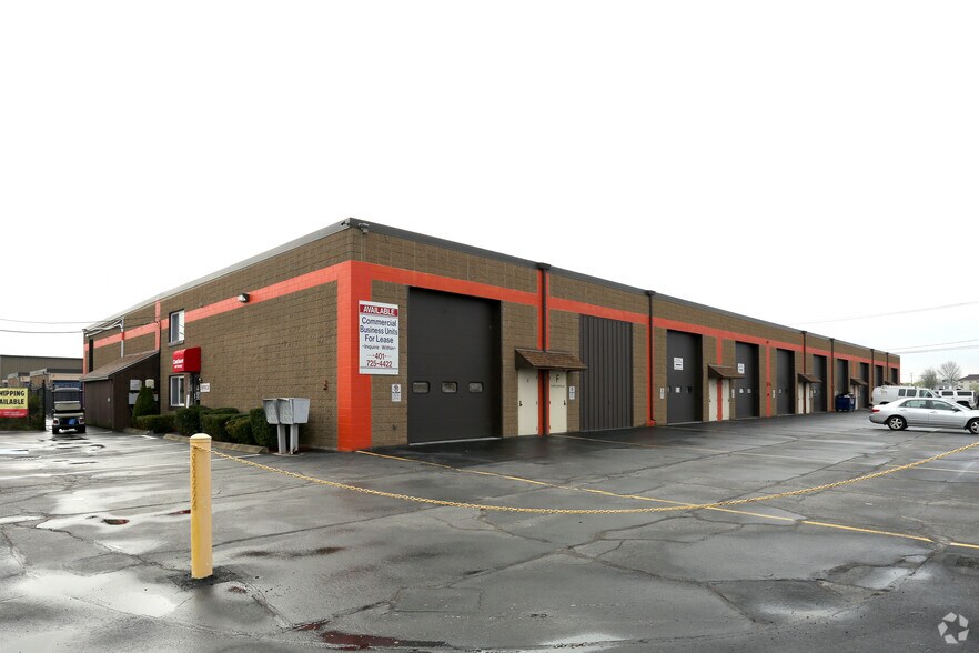 2 Delta Dr, Pawtucket, RI for sale - Primary Photo - Image 1 of 1