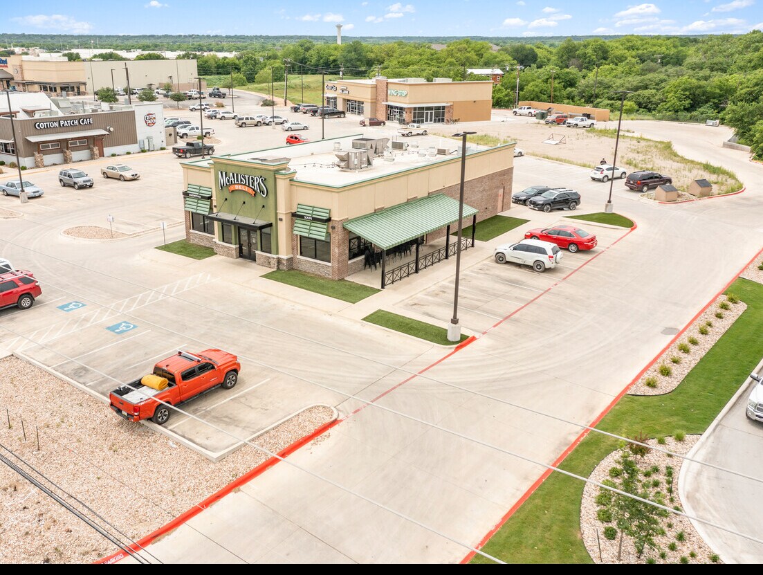 414 E Commerce St, Brownwood, TX 76801