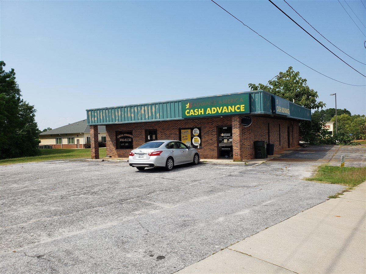 906 W Greenwood St, Abbeville, SC for sale Building Photo- Image 1 of 1