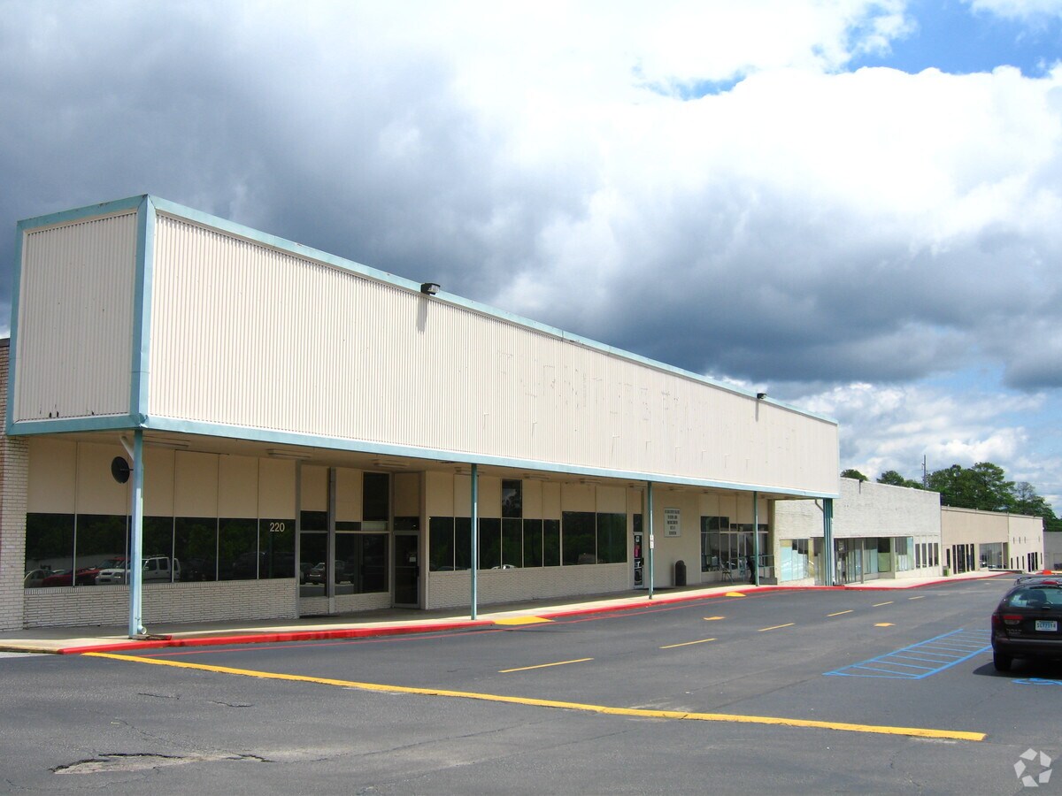 2638 Two Notch Rd, Columbia, SC 29204