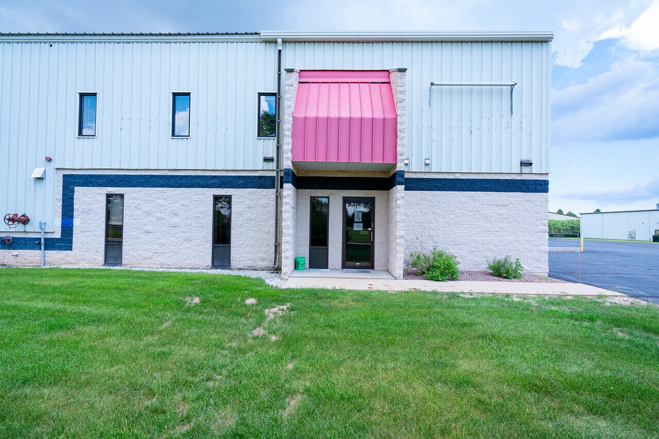3116 N Pointer Rd, Appleton, WI for sale Building Photo- Image 1 of 1
