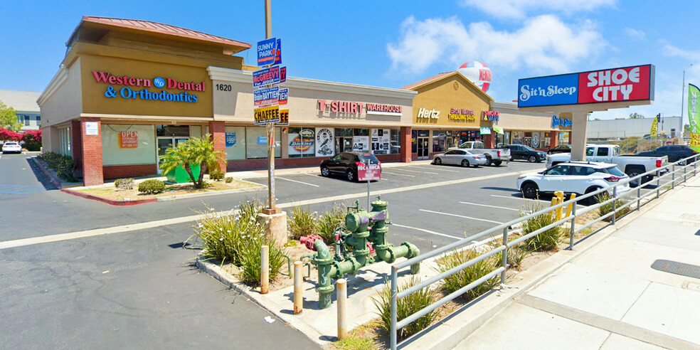 1604-1620 S Harbor Blvd, Fullerton, CA for lease - Building Photo - Image 2 of 4