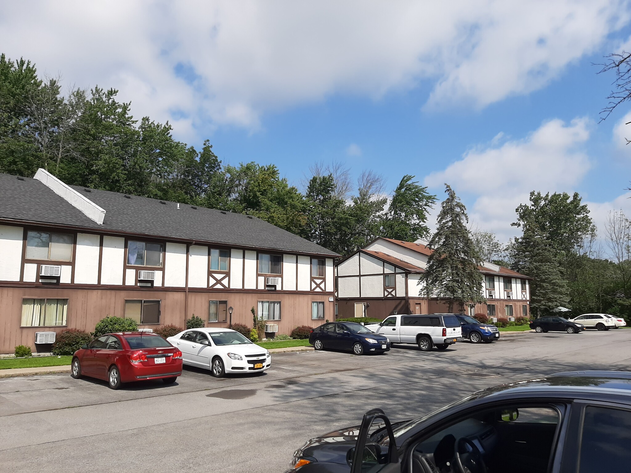 1450 Wood Dr, Farmington, NY for sale Building Photo- Image 1 of 1