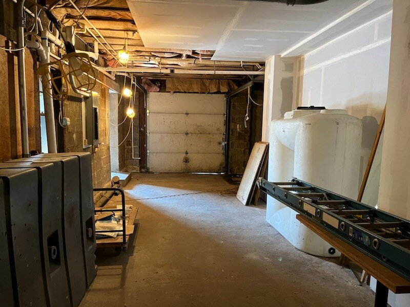 1470 W Baltimore Pike, Toughkenamon, PA 19374 Brown Derby